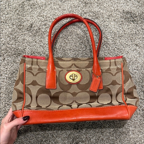 Coach Shoulder Bag - Picture 1 of 6